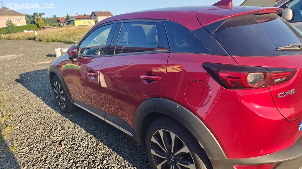 Mazda cx-3 , benzín 2.0 , manuál